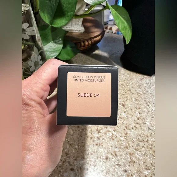 bare minerals Complexion Rescue Tinted Moisturizer SPF 30 Suede 04 Sealed NIB - Picture 3 of 7
